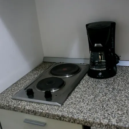 Bucharest's Pearl - The Explorer's Downtown Cabin *